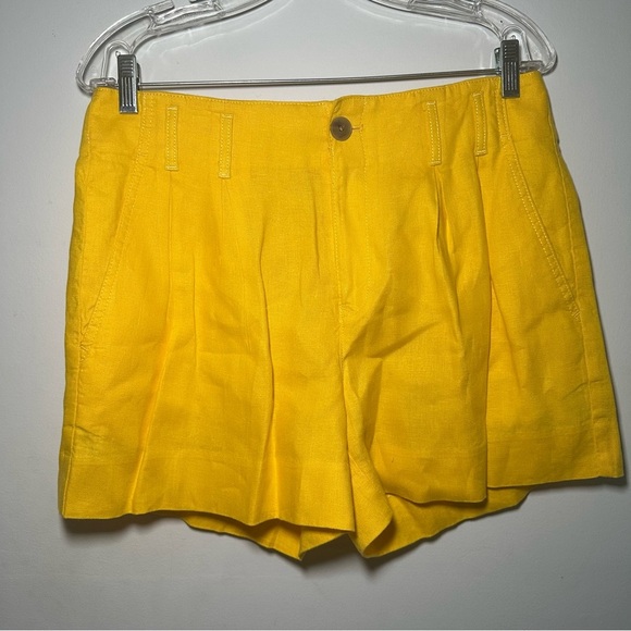 Banana Republic High Waist Yellow Women's Linen Shorts Size 8 - Picture 2 of 16